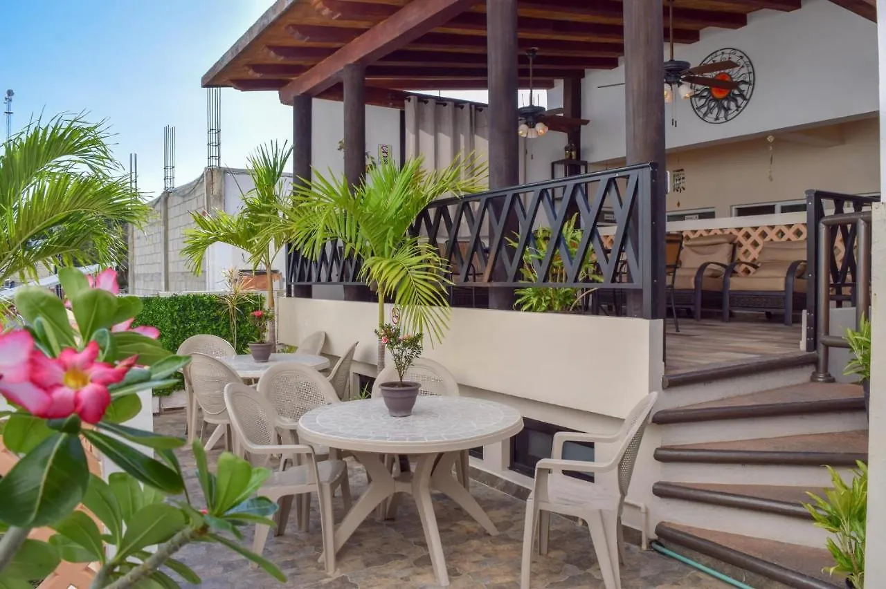 Hotel Bucaneros Isla Mujeres