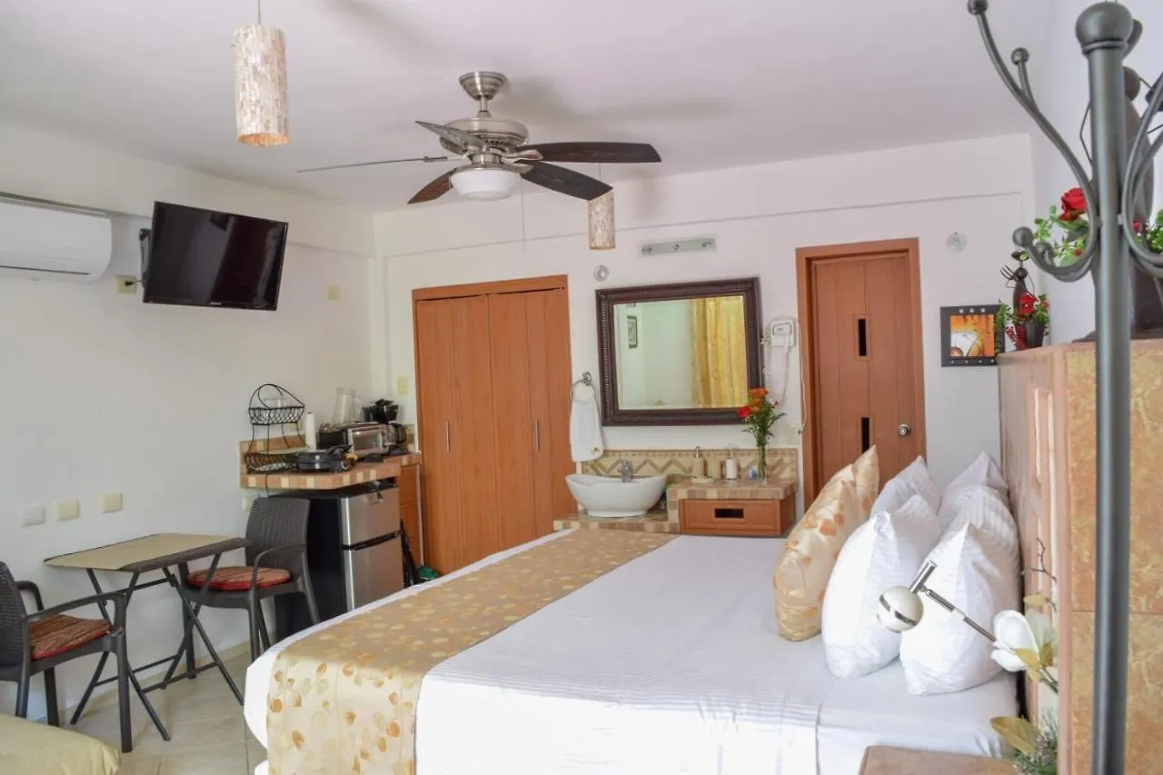 Hotel Bucaneros Isla Mujeres Mexico