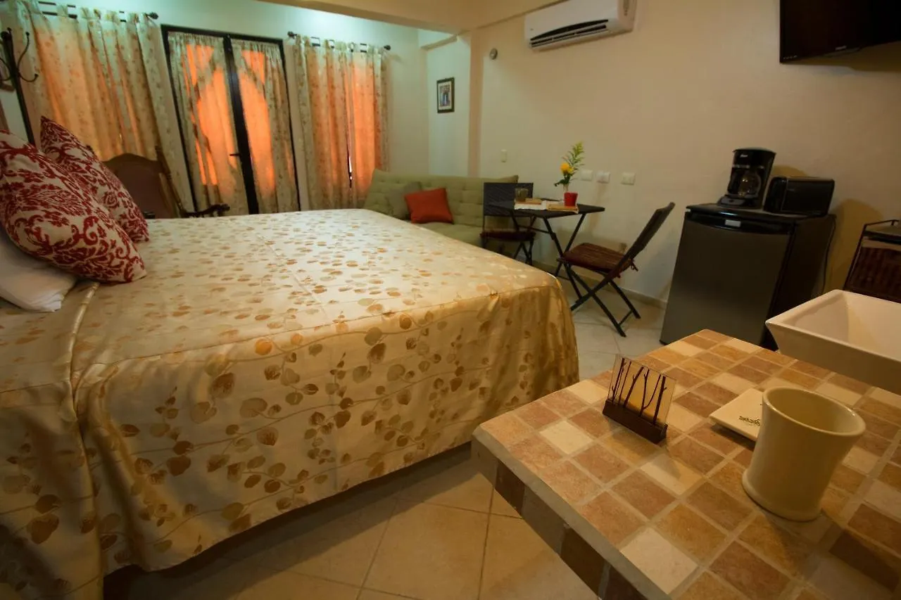 Hotel Bucaneros Isla Mujeres