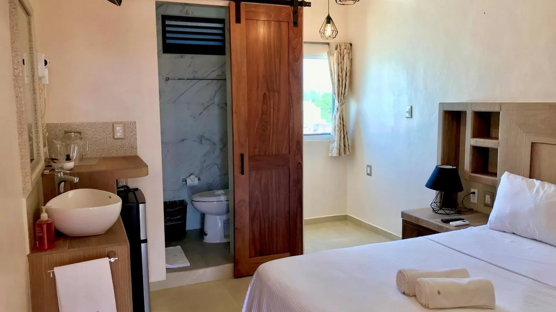 Hotel Bucaneros Isla Mujeres Mexico
