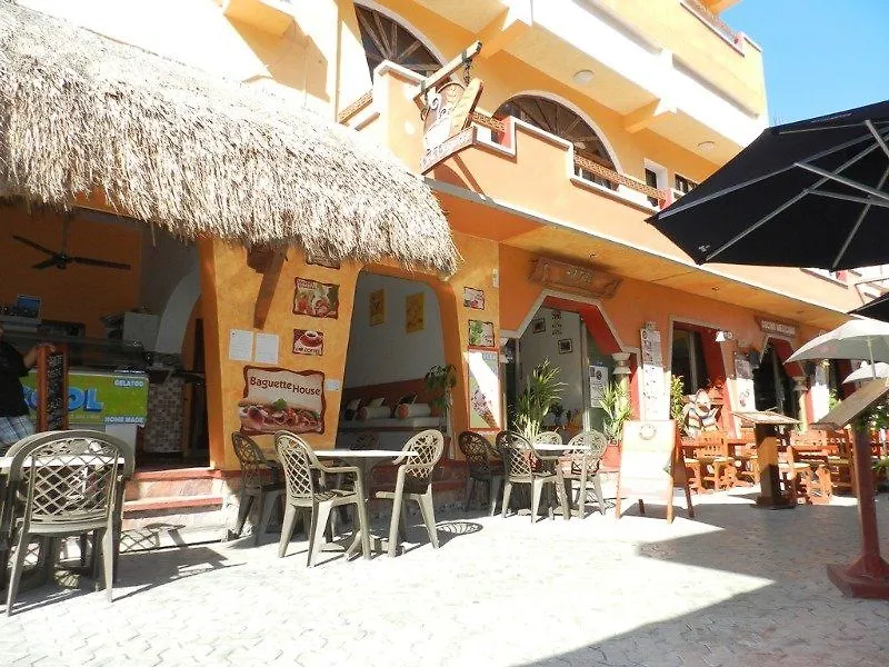 Hotel Bucaneros Isla Mujeres